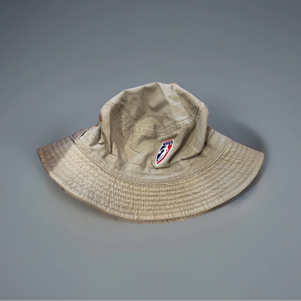 Vintage WNBA Basketball 90s Beige Bucket Hat Embroidered Logo